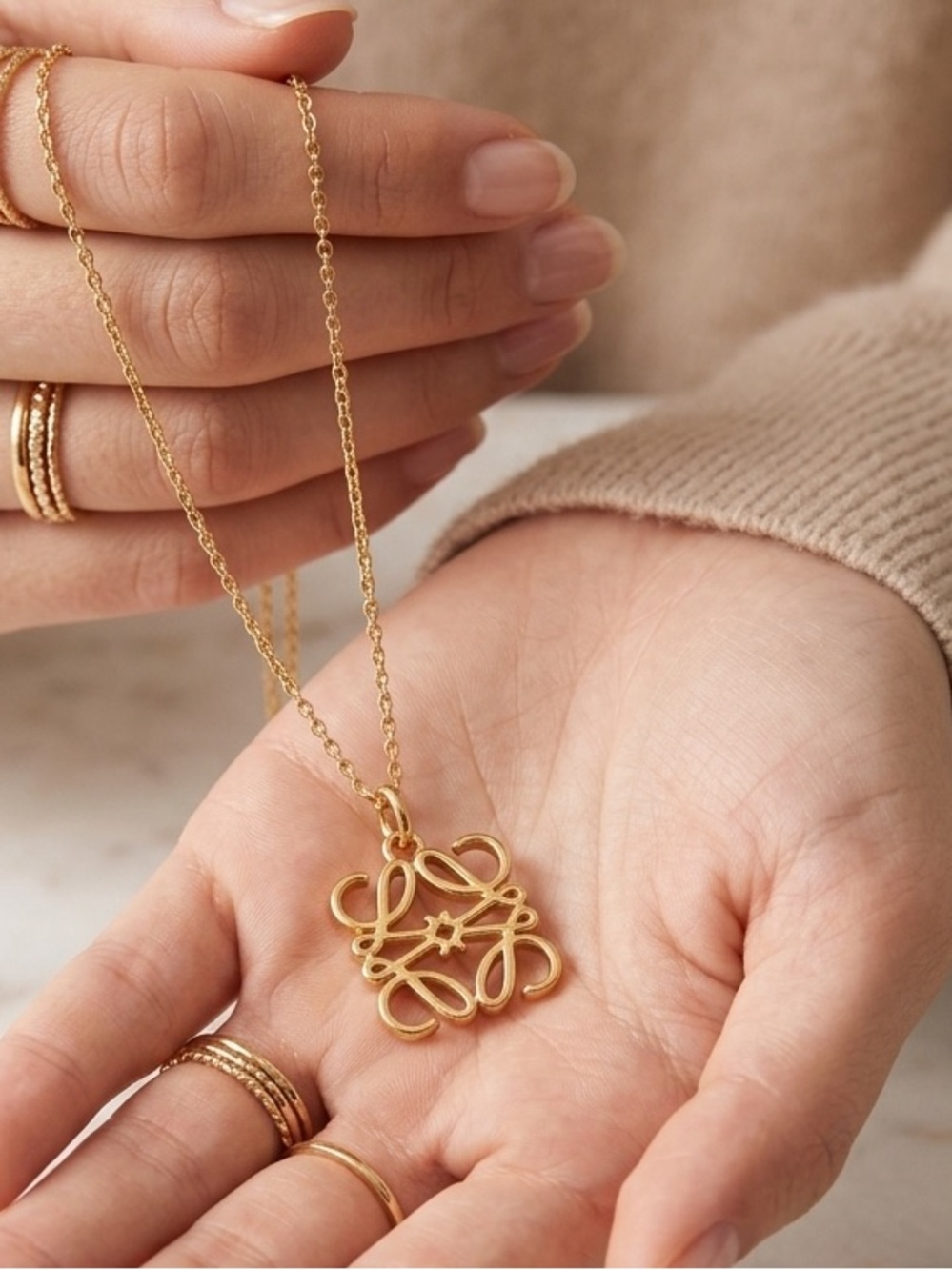 LOEWE Logo Pendant Charm Necklace